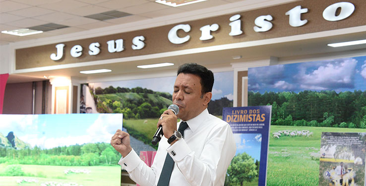Tenha ânimo e persevere.