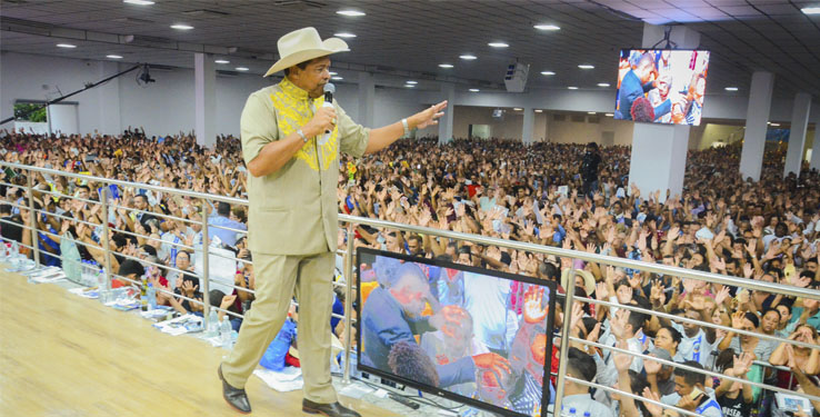 Goiânia recebe o Homem de Deus, Apóstolo Valdemiro Santiago