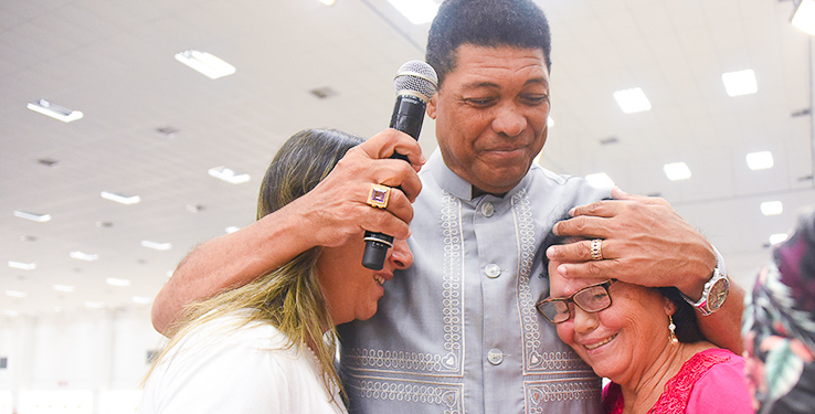 Curada de Cáncer después de clamar al Señor Jesús